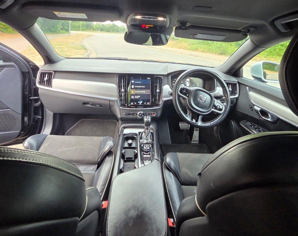 2018 Volvo V90 — photo 2